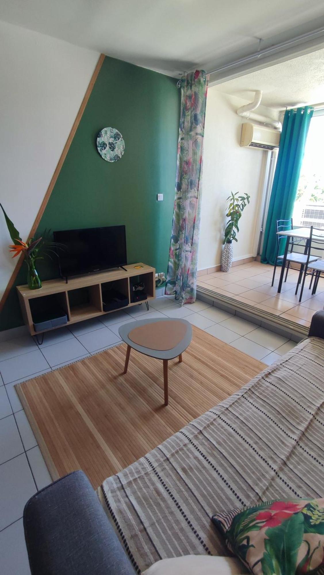 Les Franciseas Apartment Saint-Gilles-les Bains Luaran gambar